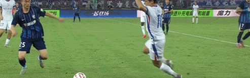 足协最新评议结果：特谢拉踩踏邓涵文逃红牌，谭龙送点判罚没问题